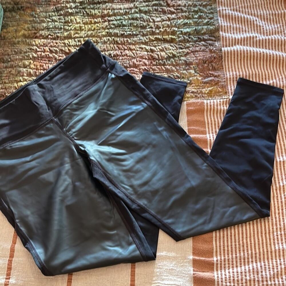 Athleta Grunge Penny Lane Faux Leather Leggings Medium Elevated basics